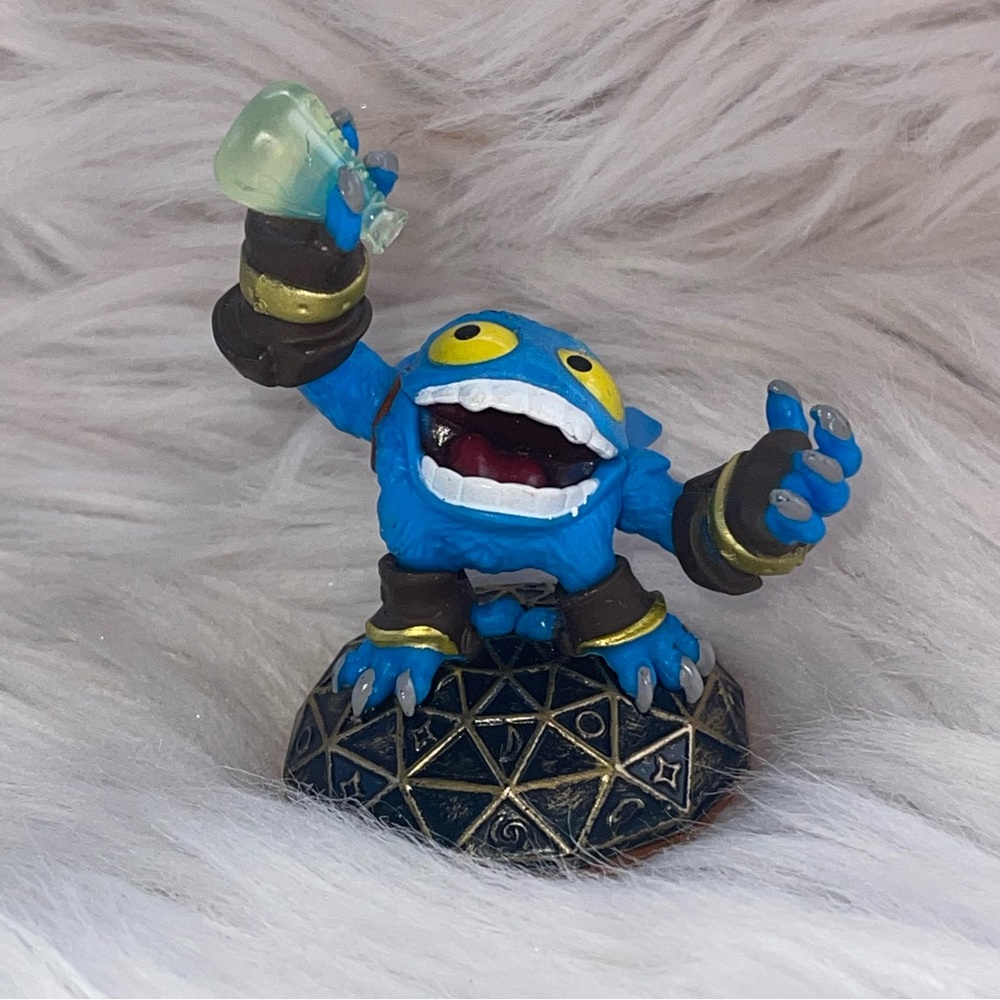 2012 Skylanders Giants Pop Fizz Figure Activision Model #84520888 • E3123